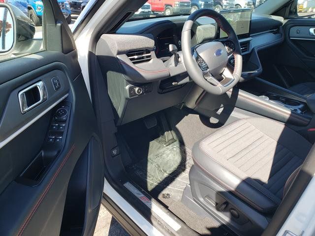 2026 Ford Explorer ST-Line - 5