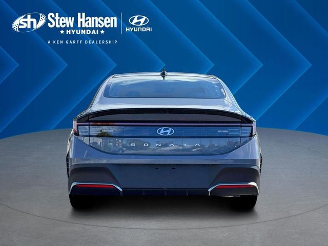 New 2026 Blue Hyundai SE image 6