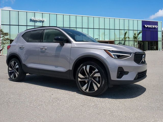 2026 Volvo XC40 B4 Plus FWD