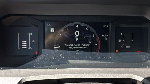 2025 Toyota Tacoma SR5 - Photo 13