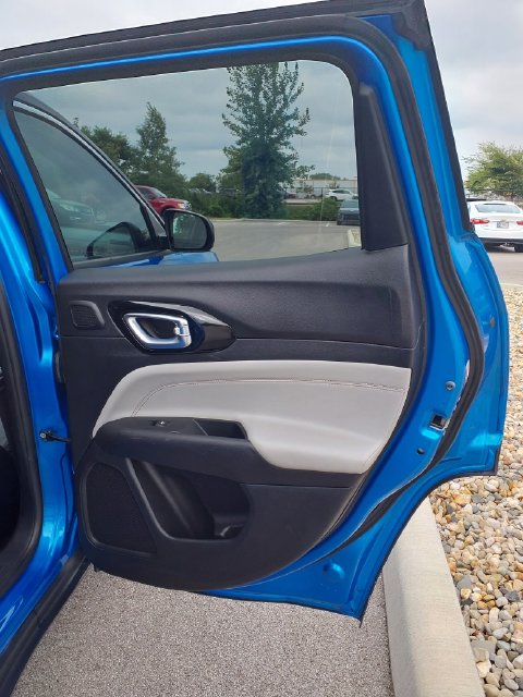Used 2022 Laser Blue Jeep Limited image 21