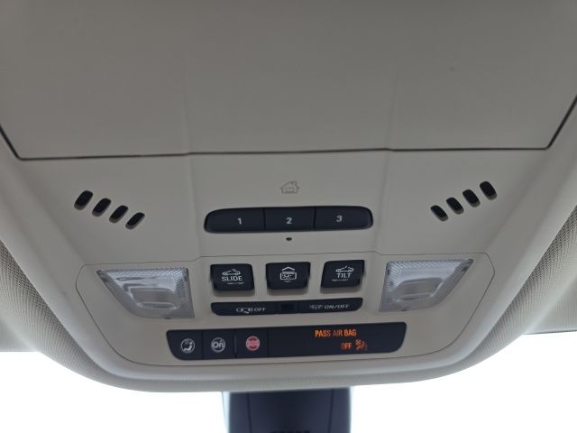 2023 Buick Enclave Avenir:C02708