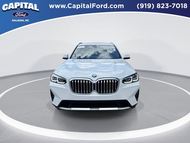 Used 2023 White BMW sDrive30i image 3