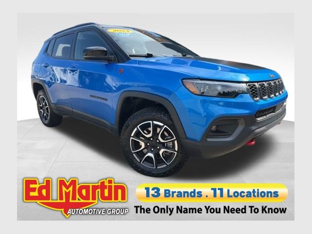 Hydro Blue Pearlcoat 2024 Jeep Compass Trailhawk 4WD SUV / Crossover Four-Wheel Drive 8-Speed Automatic