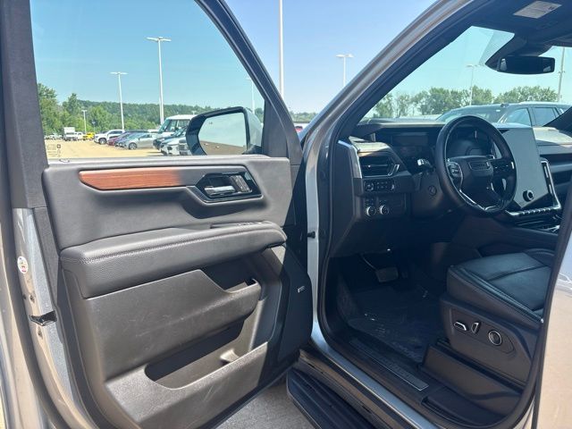 Used 2025 GMC Yukon SUV