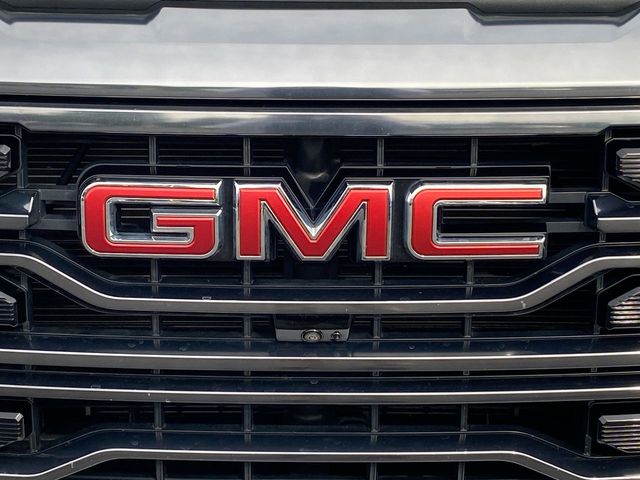 2023 GMC Sierra 1500 AT4 32