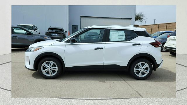 2025 Nissan Kicks Play