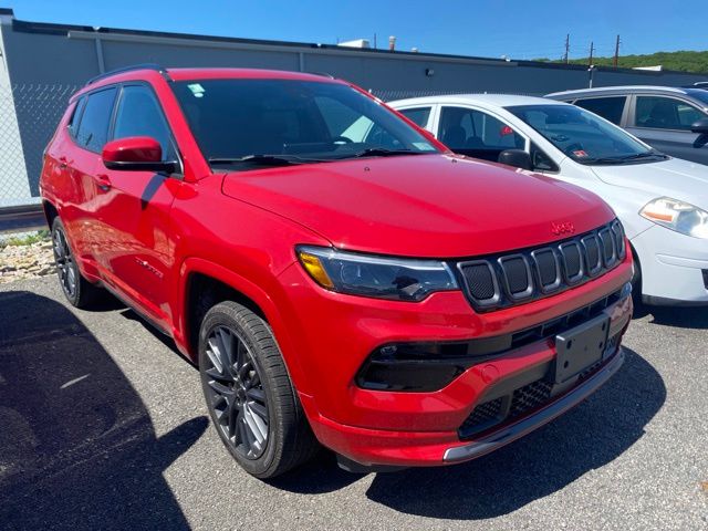 Used 2022 Red Jeep High Altitude image 2