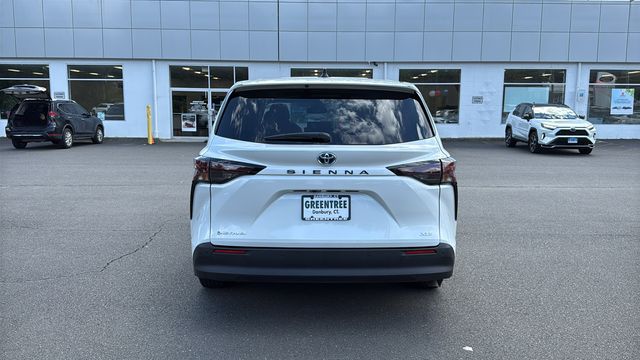Used 2025 Toyota Sienna Van