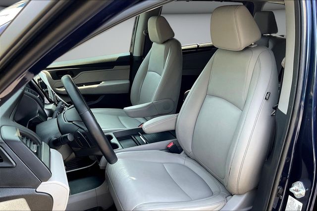 Used 2022 Honda Odyssey Van