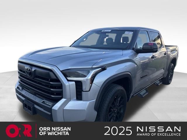  2022 Toyota Tundra SR5 CrewMax Cab RWD   