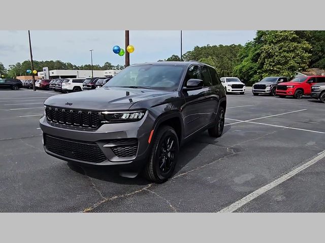 2025 Jeep Grand Cherokee Altitude X 4x2