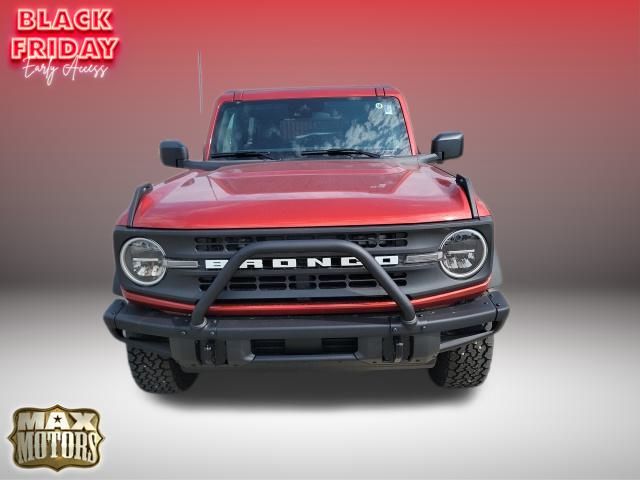 2024 Ford Bronco Black Diamond 2