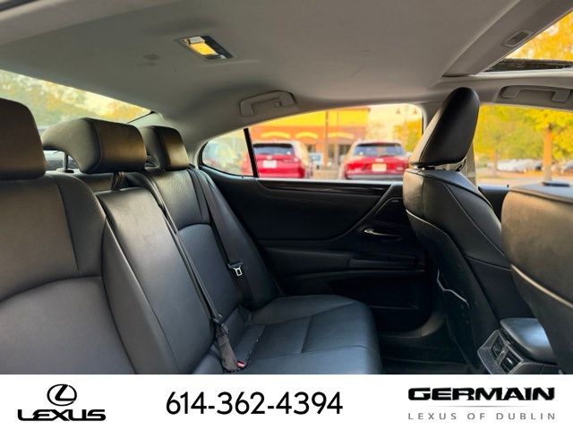 Used 2019 Black Lexus 350 image 14
