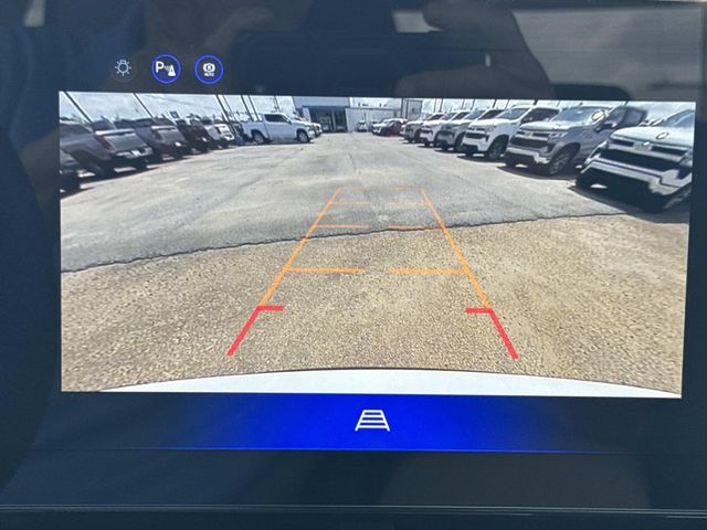 2027 Chevrolet Equinox ACTIV White at Supreme Chevrolet of Gonzales