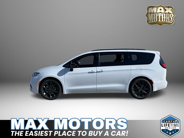 2024 Chrysler Pacifica Limited 4