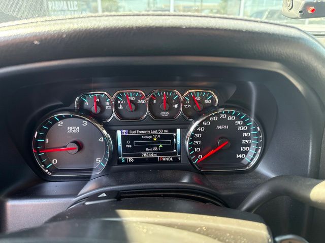 Used 2019 Silver Chevrolet LTZ image 18