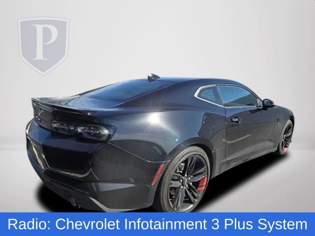 2021 Chevrolet Camaro 2LT 8