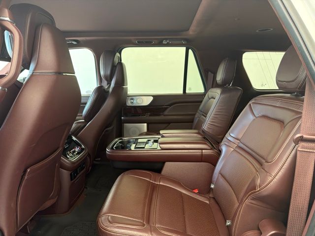 2020 Lincoln Navigator L Black Label - 9