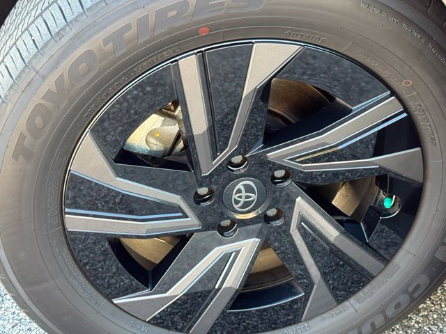 New 2026 Toyota C-HR SUV