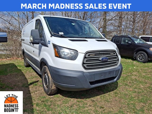 Oxford White 2018 Ford Transit Cargo 250 3dr SWB Low Roof Cargo Van with Sliding Passenger Side Door Van Rear-Wheel Drive 6-Speed Automatic Overdrive