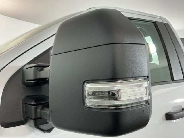 New 2026 Oxford White Ford XL image 12