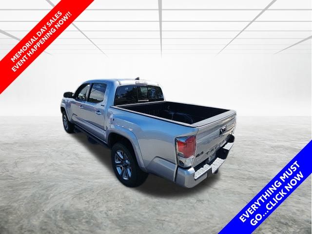 2017 Toyota Tacoma Limited photo
