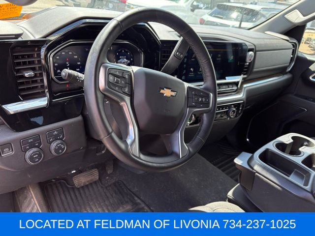 Used 2023 Chevrolet Silverado 1500 For Sale in Muncie, IN