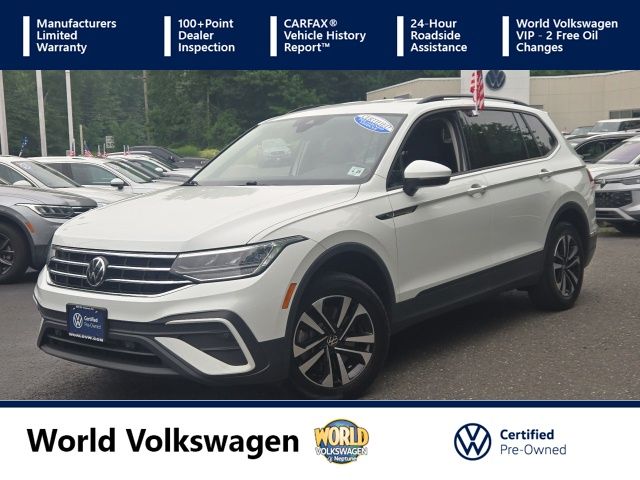 Pure White 2024 Volkswagen Tiguan SUV / Crossover Front-Wheel Drive 8-Speed Automatic