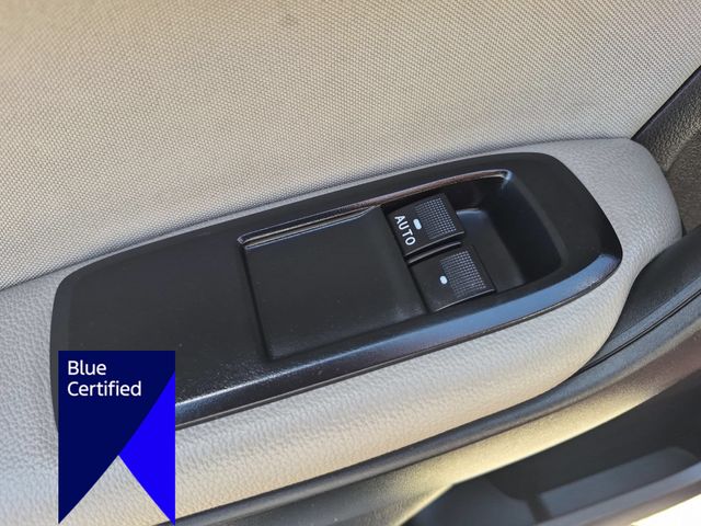 Used 2019 Red Ford XLT image 13