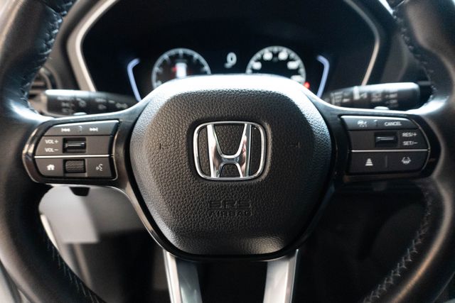 Used 2025 Honda Pilot SUV