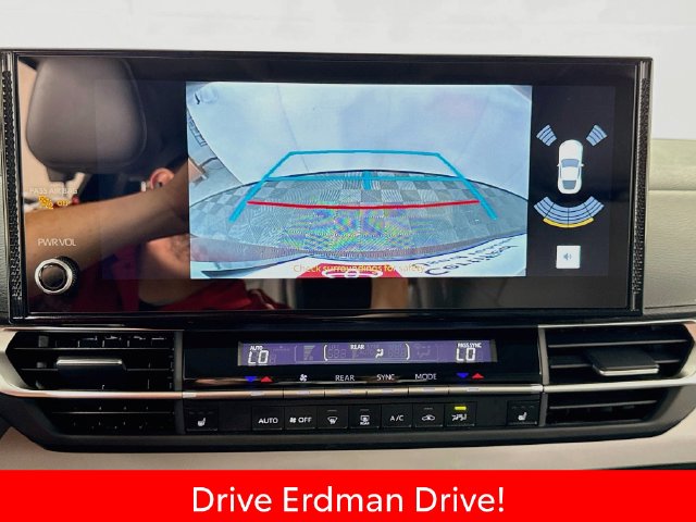 Used 2025 Toyota Sienna Van