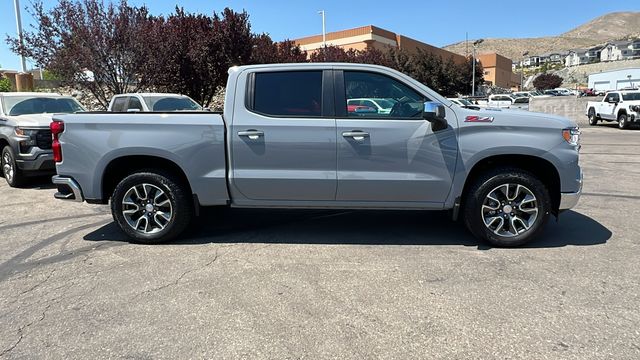 2024 Chevrolet Silverado 1500 LT 2