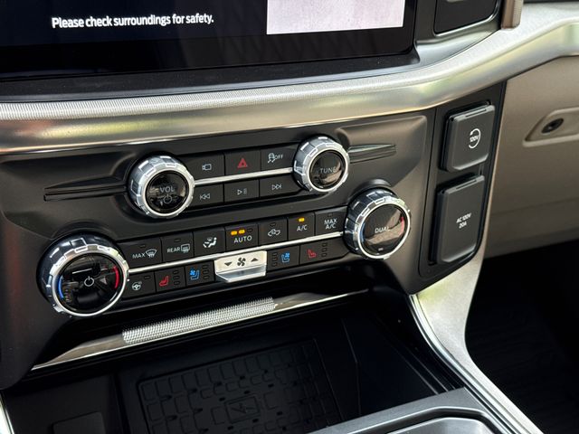 New 2026 Black Ford Platinum image 27