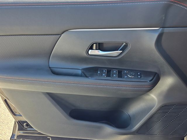 New 2026 Black Nissan SR image 28