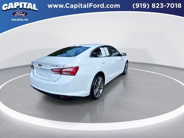 Used 2022 White Chevrolet LT image 8