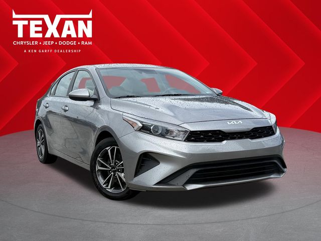 2024 Kia Forte LXS Gray at Community Kia