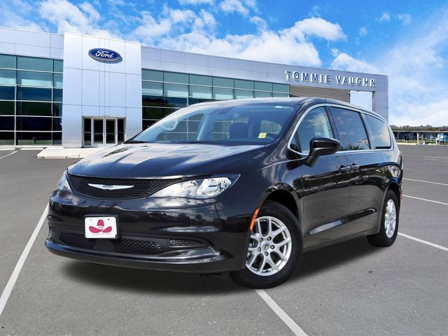 2023 Chrysler Voyager