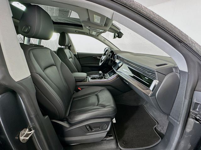 Thumbnail: 2019 Audi Q8 - 29