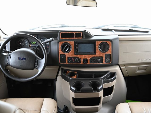 2016 Ford E-450 Cutaway 