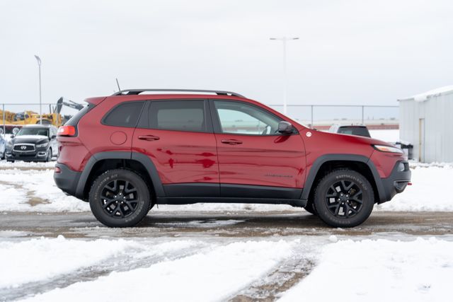 2017 Jeep Cherokee Trailhawk 8