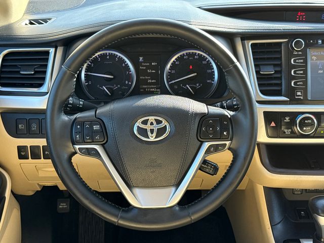 Used 2017 Toyota Highlander SUV