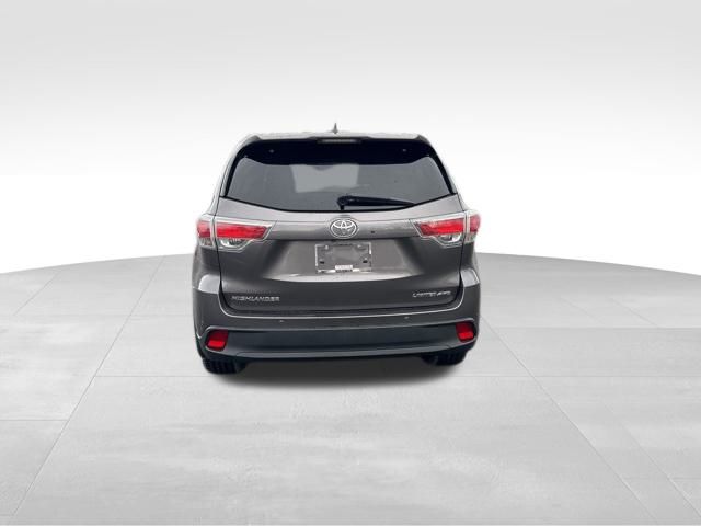 used 2015 Toyota Highlander car, priced at $15,999