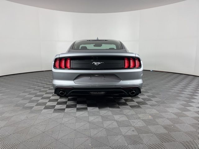 2022 Ford Mustang EcoBoost Premium 8