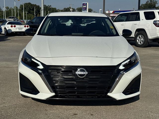 2025 Nissan Altima 2.5 SV White at Ross Downing Buick GMC