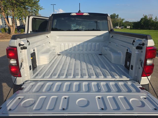 New 2026 Space White Metallic Ford XLT image 13