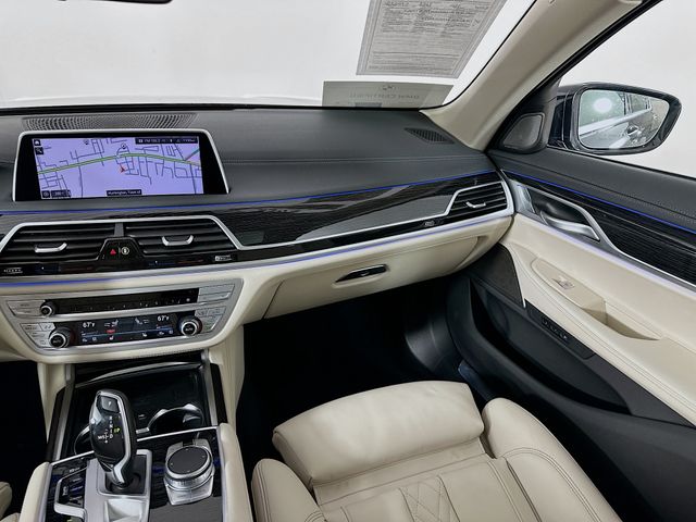 2022 BMW 7 Series 750i xDrive 25