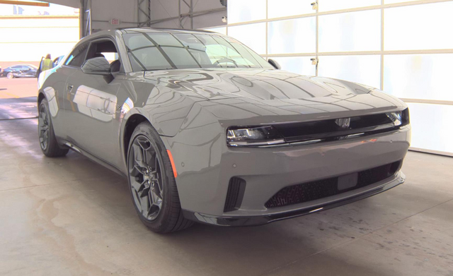 Destroyer Gray 2025 Dodge Charger Daytona R/T AWD Coupe All-Wheel Drive 1-Speed Automatic