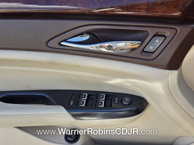 Used 2015 Silver Cadillac Premium image 33