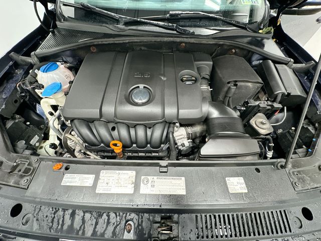 2012 Volkswagen Passat 2.5 SE Blue at Subaru and VW of Moon Township